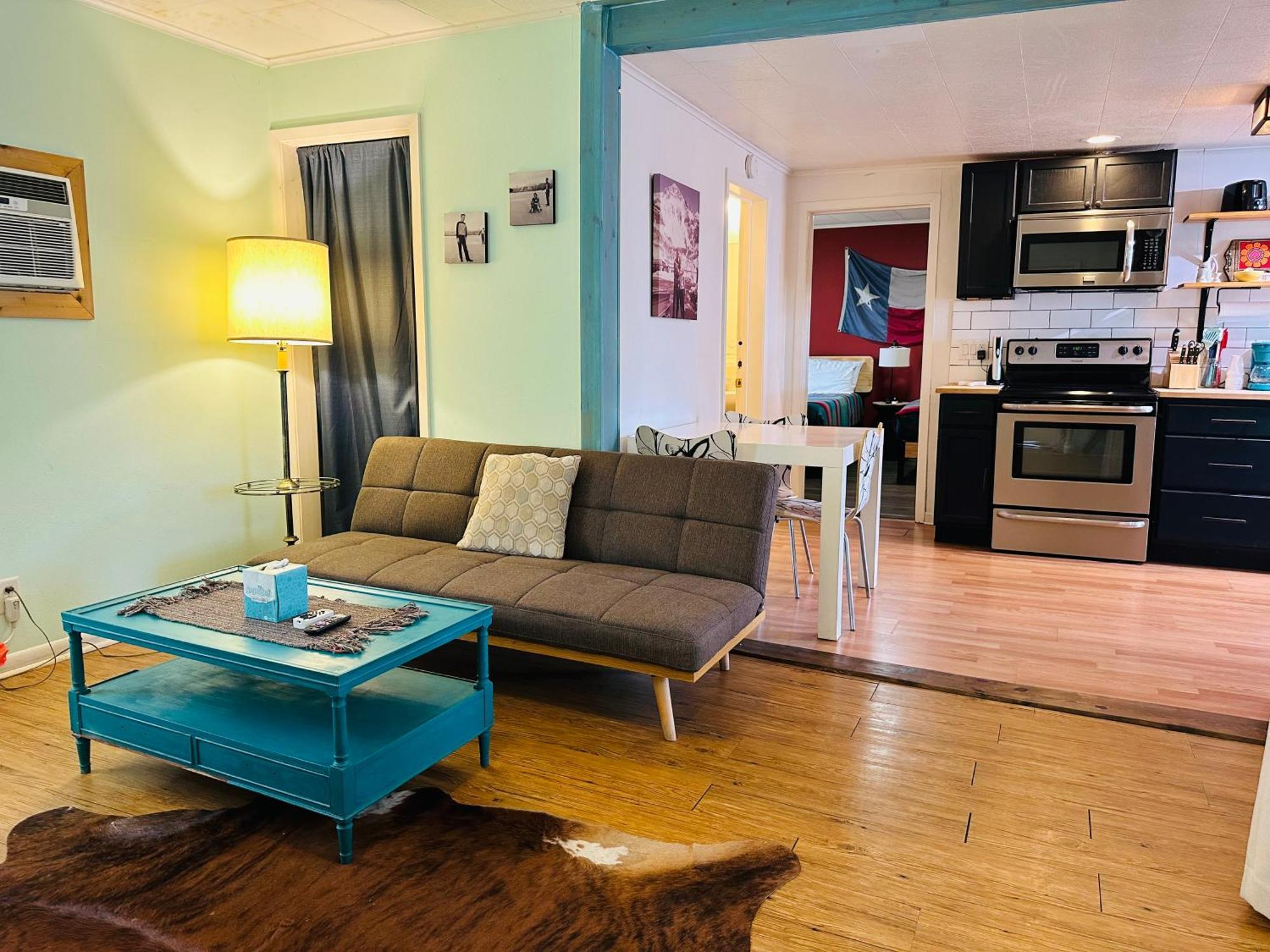 Hotel Kitsmiller On Main Fredericksburg Ngoại thất bức ảnh