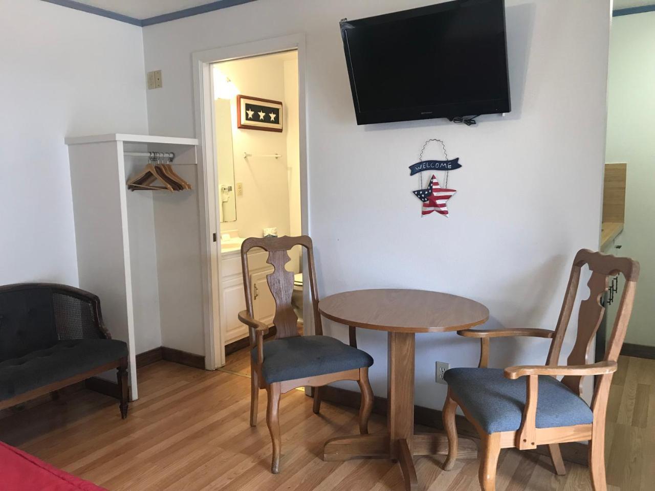 Hotel Kitsmiller On Main Fredericksburg Ngoại thất bức ảnh